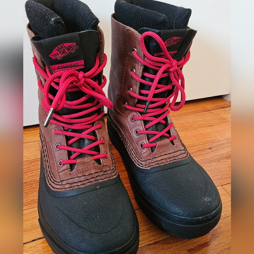 Vans Snow boots